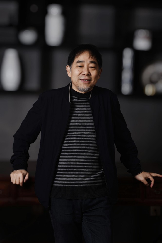 刘伟（国瓷红叶画院名誉院长）