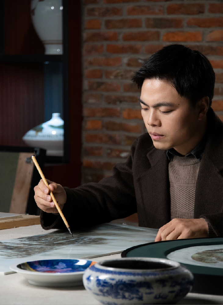 唐亮祥（国瓷红叶画院高级画师）